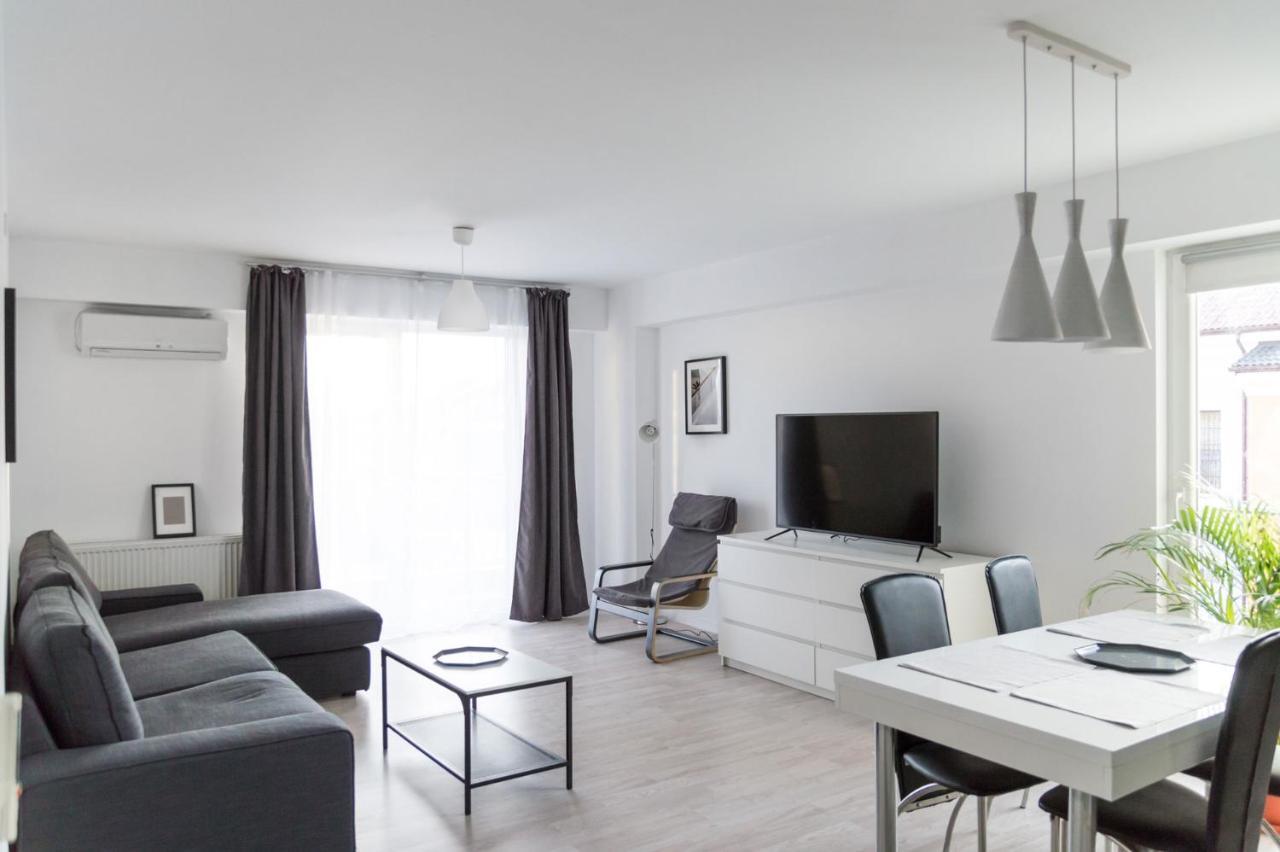 Airport Residence - Apartment Across From Otopeni Airport Luaran gambar