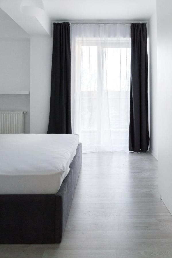 Airport Residence - Apartment Across From Otopeni Airport Luaran gambar