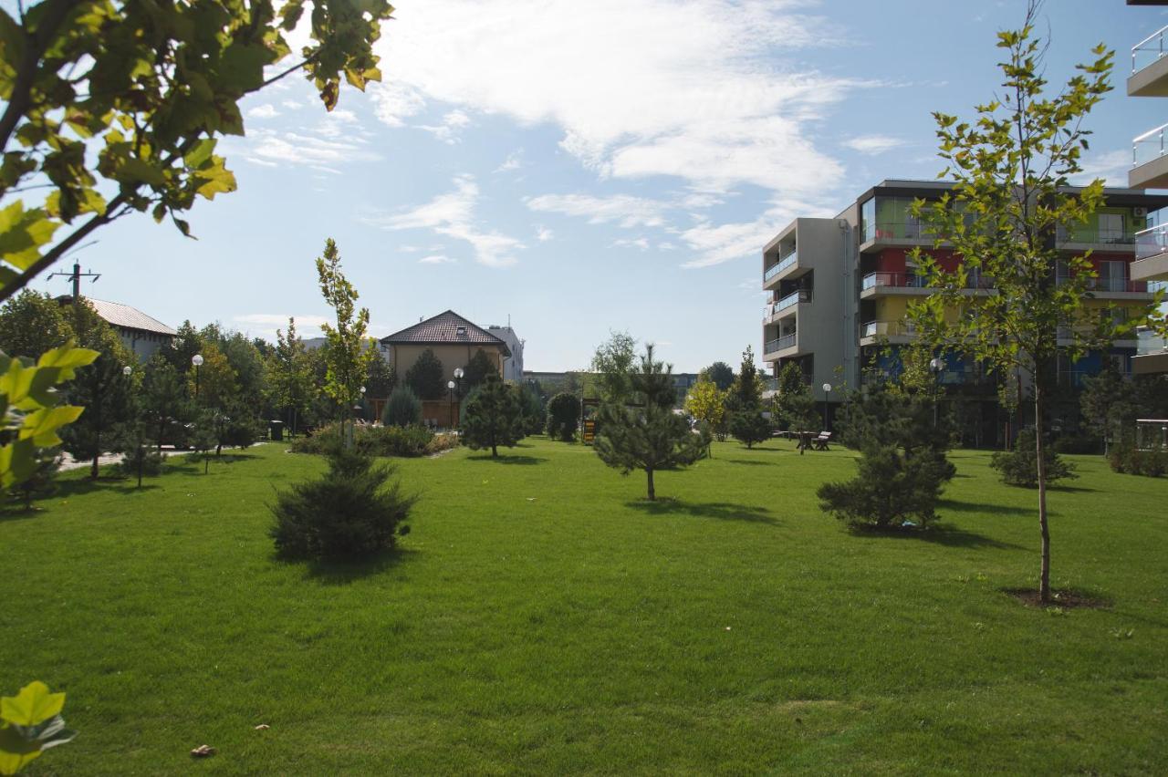 Airport Residence - Apartment Across From Otopeni Airport Luaran gambar